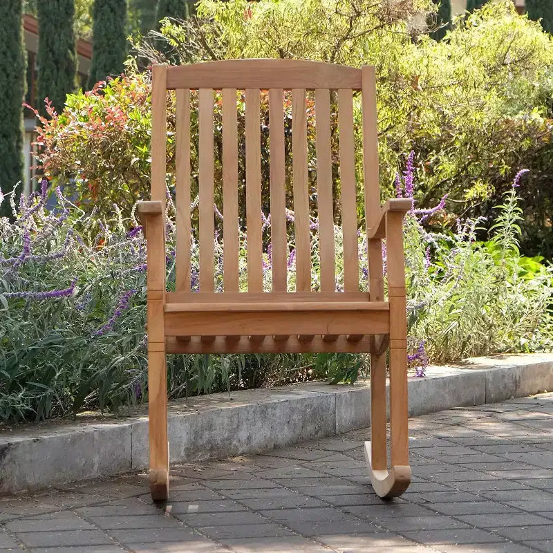 Sonoma Lane Channing 3-teiliges Teakholz Outdoor Chat Set – Wetterfeste Kleinmöbel mit 2 Schaukelstühlen und Beistelltisch