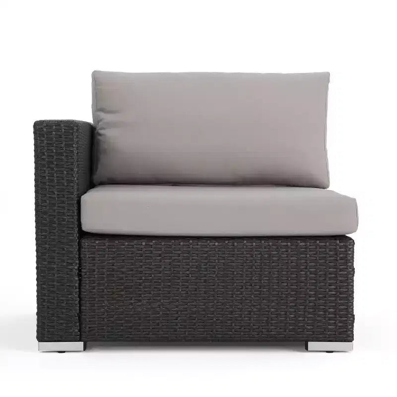 GDFStudio Avianna Outdoor 5-Sitzer Sofa und Gesprächs-Set aus Korbgeflecht mit Ottomanen