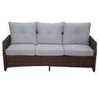 Courtyard Casual Costa Mesa 5-teiliges Sofa- und Couchtisch-Set – Braun Ein Sofa, zwei Club Chairs, ein Beistelltisch und ein Couchtisch