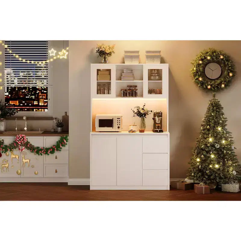 71 Großer Küchenschrank mit Glastür, Küchenbuffet mit LED-Beleuchtung und Steckdosen, Mikrowellenständer, griffloses Design