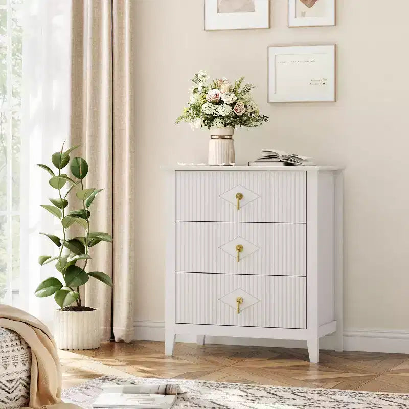 GustoWave Kommode für Schlafzimmer mit 3 Schubladen, 71 cm breite, moderne Schubladenkommode mit Metallgriffen, Schubladenorganizer aus Holz für Schlafzimmer, Wohnzimmer