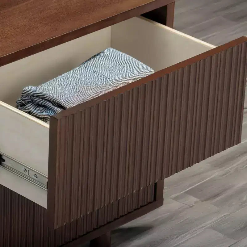 Teamson Home Tremolo Moderner Boho-Nachttisch mit 2 Schubladen, Massivholz und modernen geriffelten Fronten