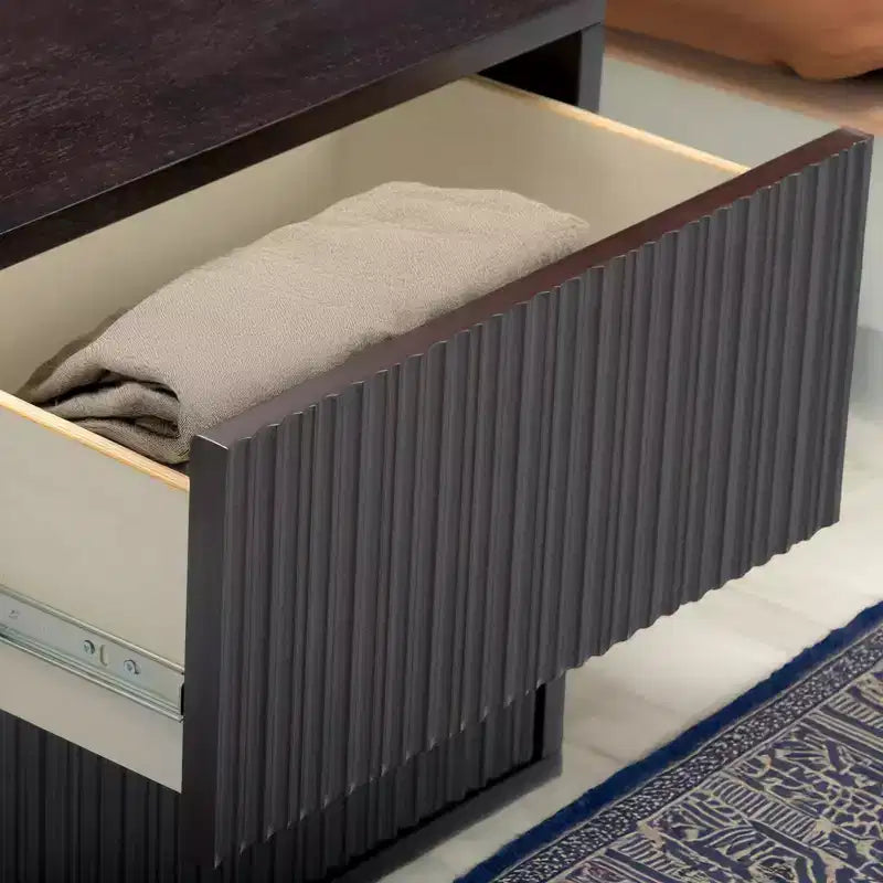 Teamson Home Tremolo Moderner Boho-Nachttisch mit 2 Schubladen, Massivholz und modernen geriffelten Fronten