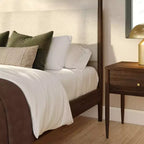 Himmelbett Harbor Queen mit gepolstertem Kopfteil, Blonde/ Swiss Coffee (MD2411-01)