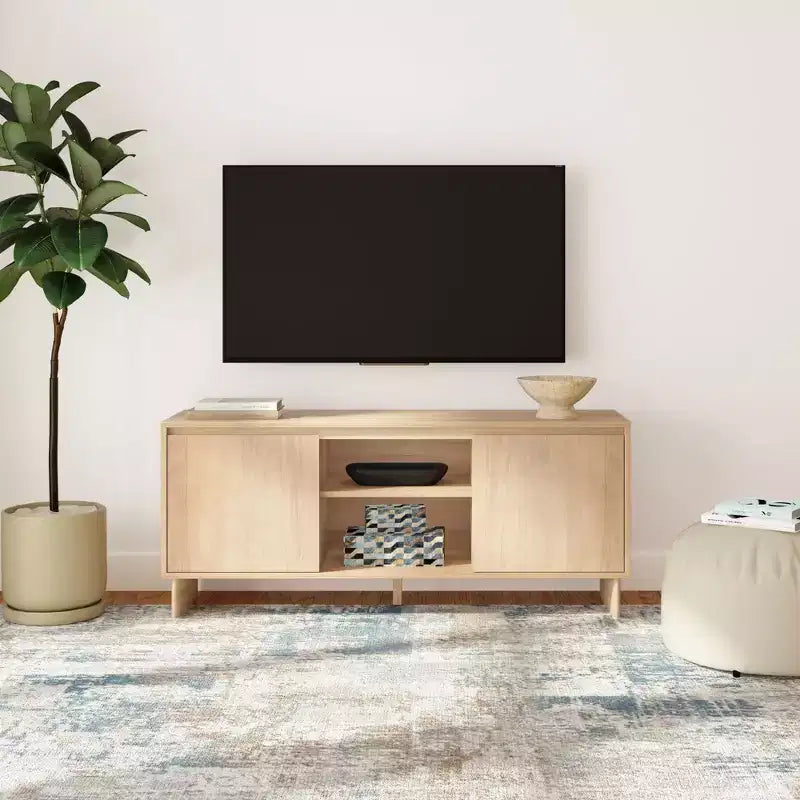 Moderner TV-Ständer
