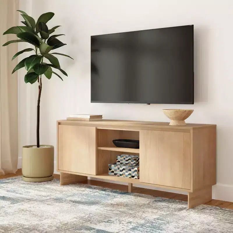 Moderner TV-Ständer