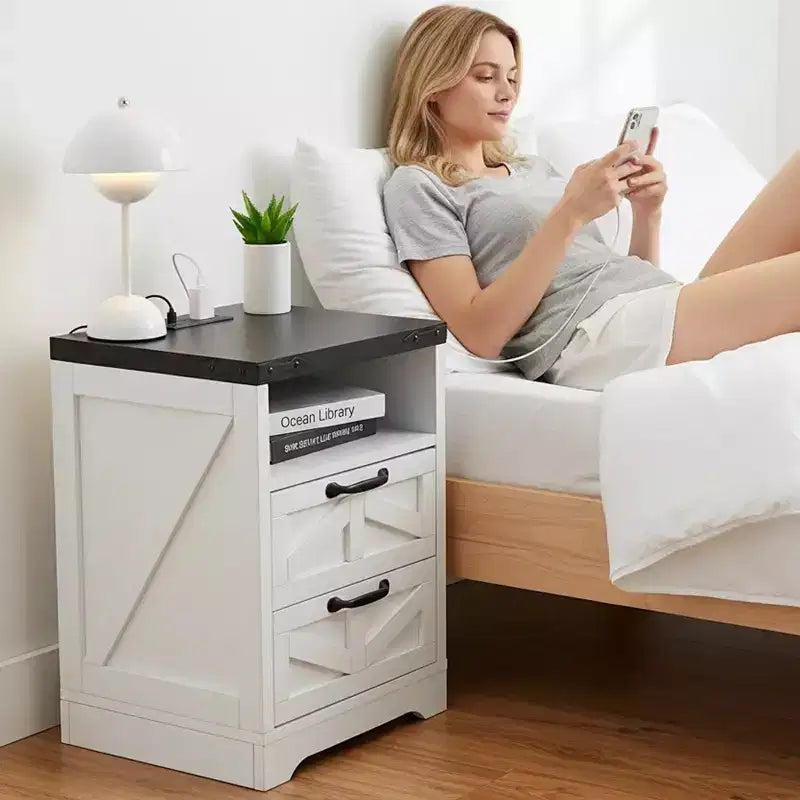 COZONY Nachttisch mit Ladestation, 2 Wechselstromanschlüssen und 2 USB-Anschlüssen, Nachttisch im Industriestil mit 2 Schubladen für das Schlafzimmer