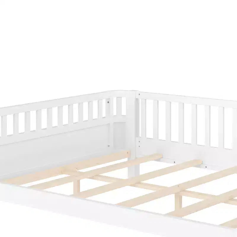 Bellemave komplettes Plattformbett mit Sicherheitsgeländern und abnehmbarem Zaun, Plattformbett aus Massivholz für Kinder, Weiß