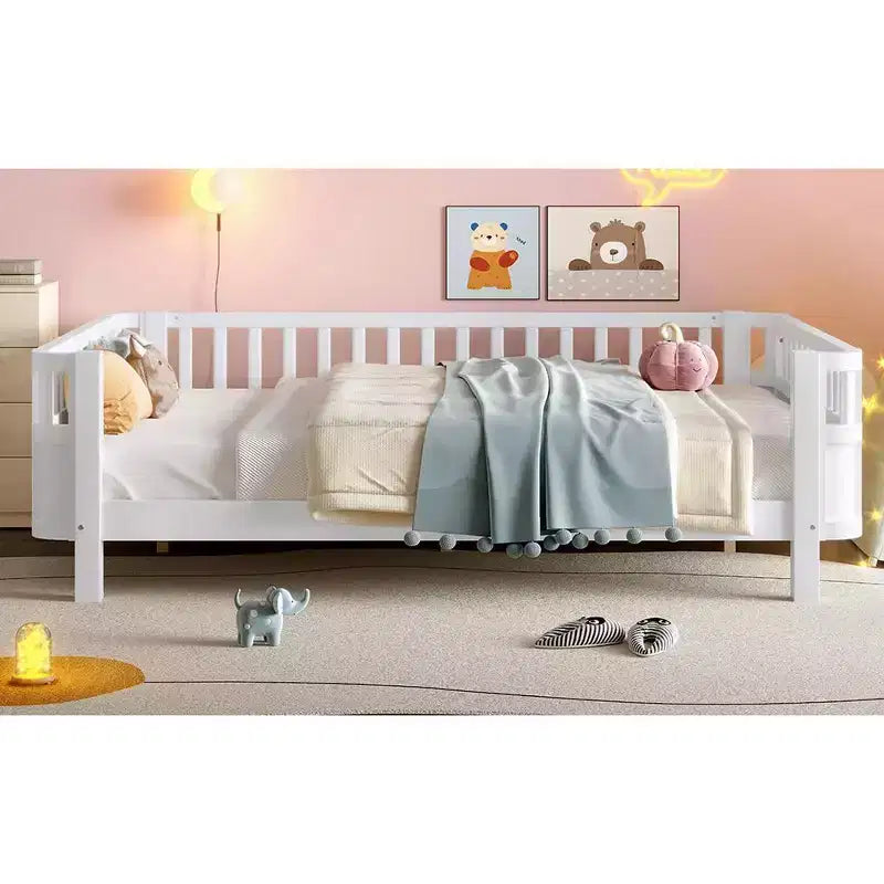 Bellemave komplettes Plattformbett mit Sicherheitsgeländern und abnehmbarem Zaun, Plattformbett aus Massivholz für Kinder, Weiß