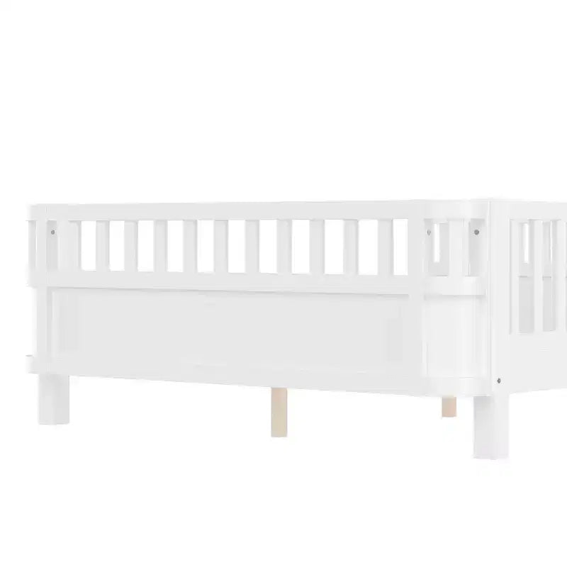 Bellemave komplettes Plattformbett mit Sicherheitsgeländern und abnehmbarem Zaun, Plattformbett aus Massivholz für Kinder, Weiß