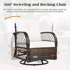 Ein dreiteiliges Outdoor-Tisch-und-Stuhl-Set mit einem Zweisitzer-Rattansofa, einem Schaukelstuhl und einem quadratischen Tisch. Geeignet für Braun