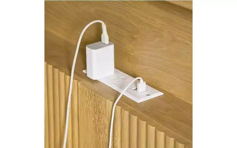 TUYOHW Plattform-Bettrahmen mit wellenförmigem Paneel, robustes Metall- und Holz-Queensize-Bett mit Stauraum-Kopfteil, integrierter Ladestation, geräuschdämpfend