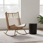 Christopher Knight Home Suraj Farmhouse 2-teiliges Terrassen-Ess-Set mit Tisch aus Leichtbeton und Schaukelstuhl aus Eisen