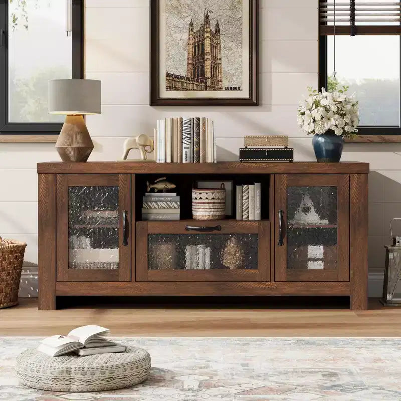 55" Farmhouse TV-Schrank mit Wellenlinien-Acryltüren, Entertainment-Center für 55" Fernseher, verstellbare Einlegeböden, 136 kg Tragfähigkeit