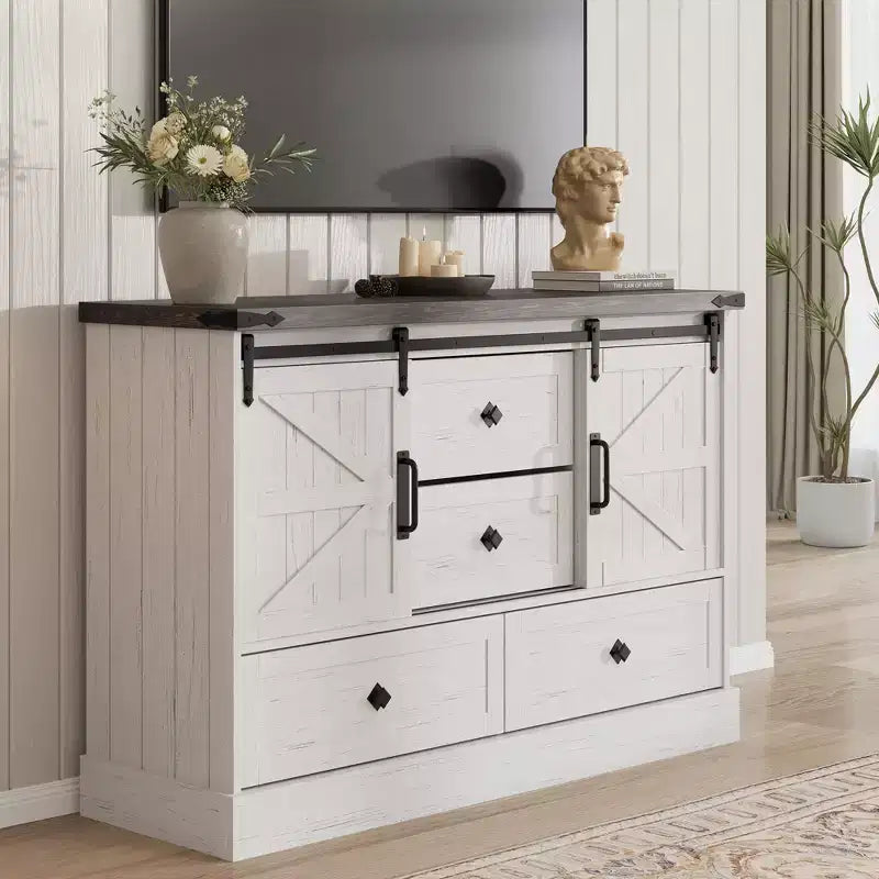 TV-Möbel im Landhausstil für 65-Zoll-Fernseher, Entertainment-Center mit Schiebetüren, TV-Ständer mit 4 großen Schubladen, für Wohnzimmer und Schlafzimmer
