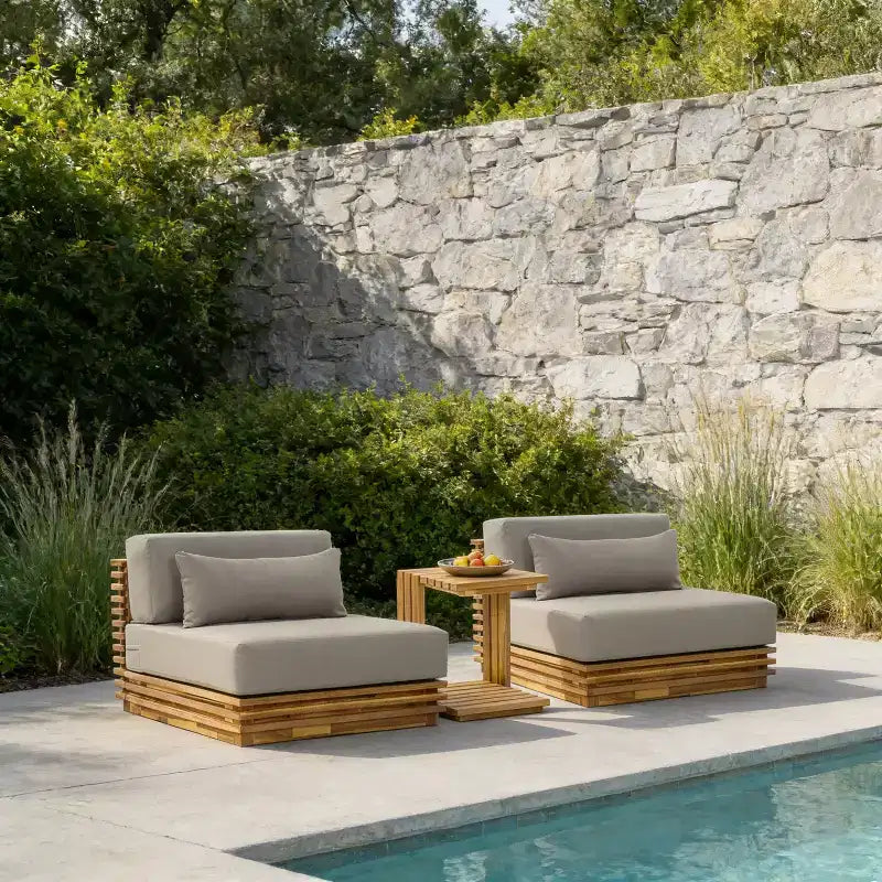 Christopher Knight Home Nolan Patio Modernes Akazienholz 3-teiliges Terrassen-Gesprächs-Set mit überdimensionierten Clubsesseln und Beistelltisch