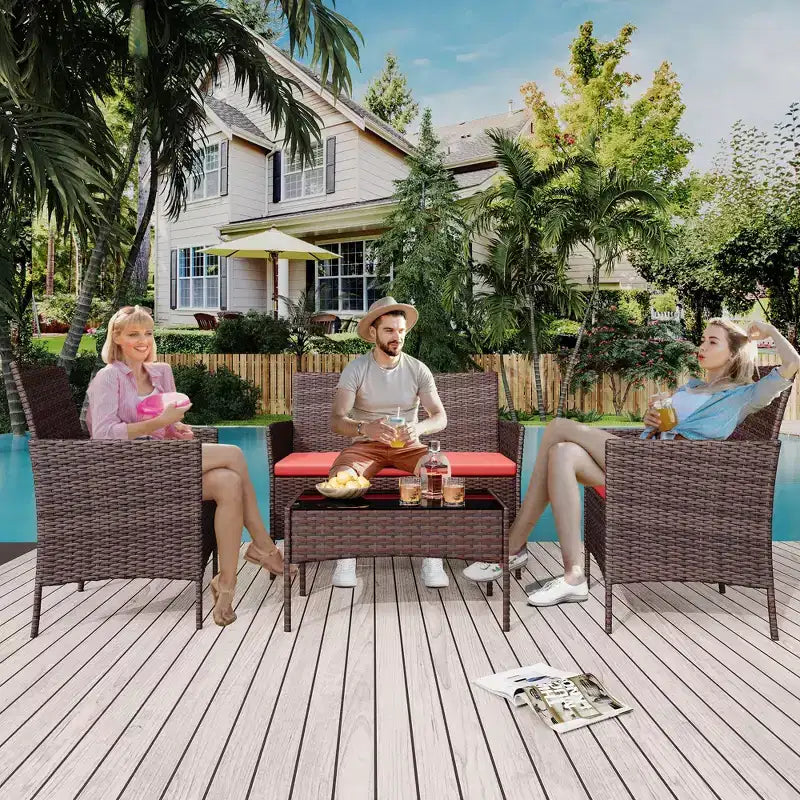 4-teiliges Terrassenmöbel-Set für den Außenbereich, Rattan-Sitzgruppe, Bistro-Gartenmöbel-Set mit 2 Stühlen, weichen Kissen, Zweisitzer-Sofa und 1 Couchtisch aus Glas