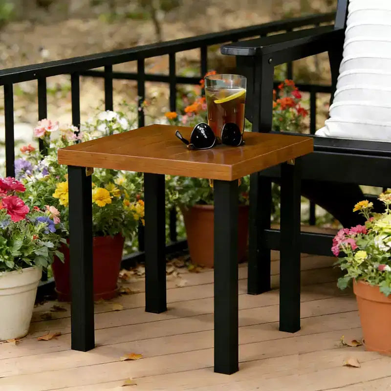 Lantine Square Outdoor-Beistelltisch