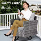 HOMLUX 3-teiliges Terrassenmöbel-Set: Drehbare Schaukelstühle & Beistelltisch aus wetterfestem Rattan
