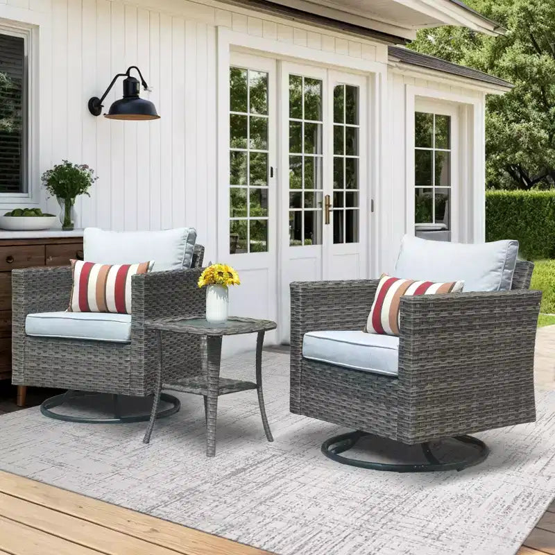 HOMLUX 3-teiliges Terrassenmöbel-Set: Drehbare Schaukelstühle & Beistelltisch aus wetterfestem Rattan