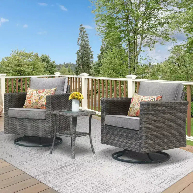 HOMLUX 3-teiliges Terrassenmöbel-Set: Drehbare Schaukelstühle & Beistelltisch aus wetterfestem Rattan