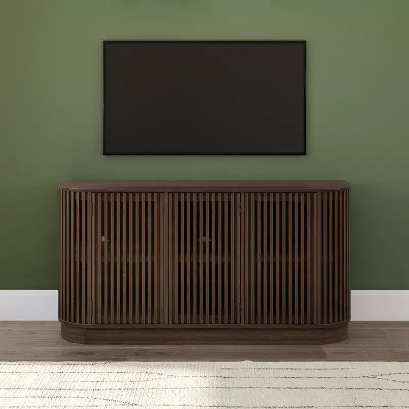 Plank+Beam Contour Massivholz-Sideboard mit 3 Türen, 150 cm TV-Lowboard für Wohnzimmer
