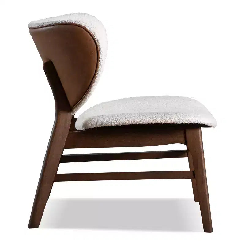 HOMES: Inside + Out River Run Mid-Century Modern Wingback Bouclé Akzentstuhl Walnuss