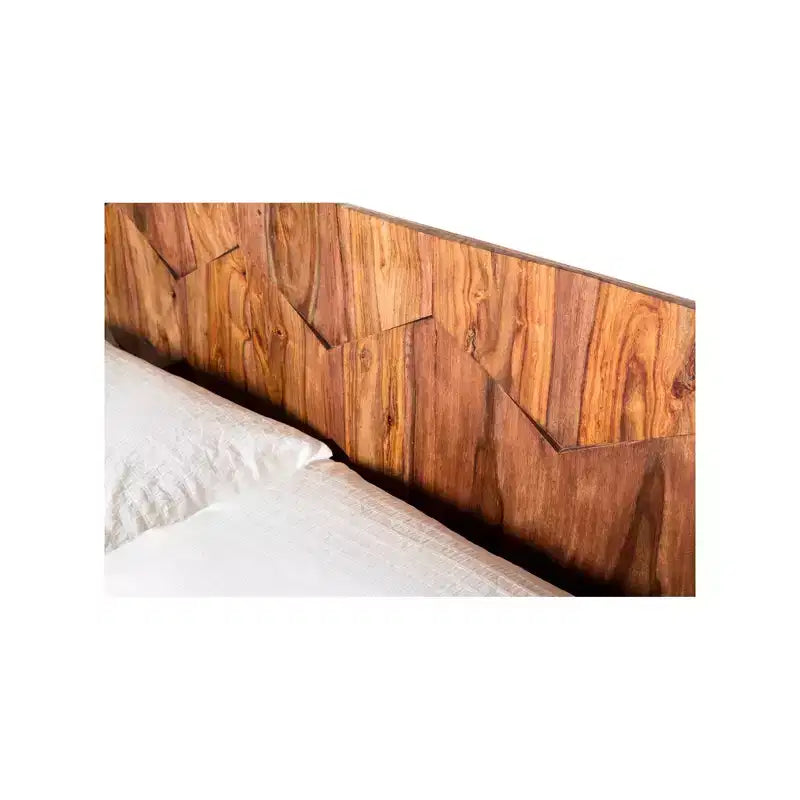 Queen Armand Bett Braun - Erlenbucht: Mid-Century-Stil, Plattformdesign, Kopfteil aus Holz, kein Boxspringbett erforderlich