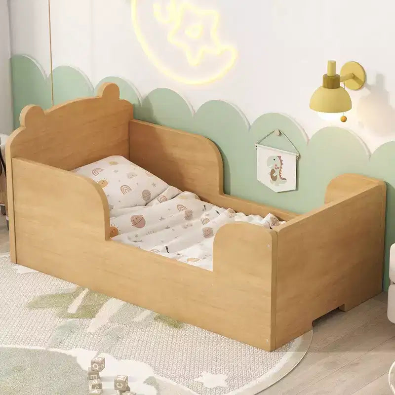 Okak Bärenförmiges Bodenbett für 3-6 Jahre, Kleinkindbettgestell mit Sicherheitszaun, niedliches Tierförmiges Kinderbett