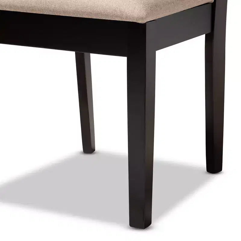 4er-Set Caron Esszimmerstühle aus Massivholz – Baxton Studio