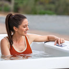 Lifesmart LS600DX Whirlpool für 7 Personen mit 65 Düsen, 230 V und 14-Düsen-Turbo-Blaster