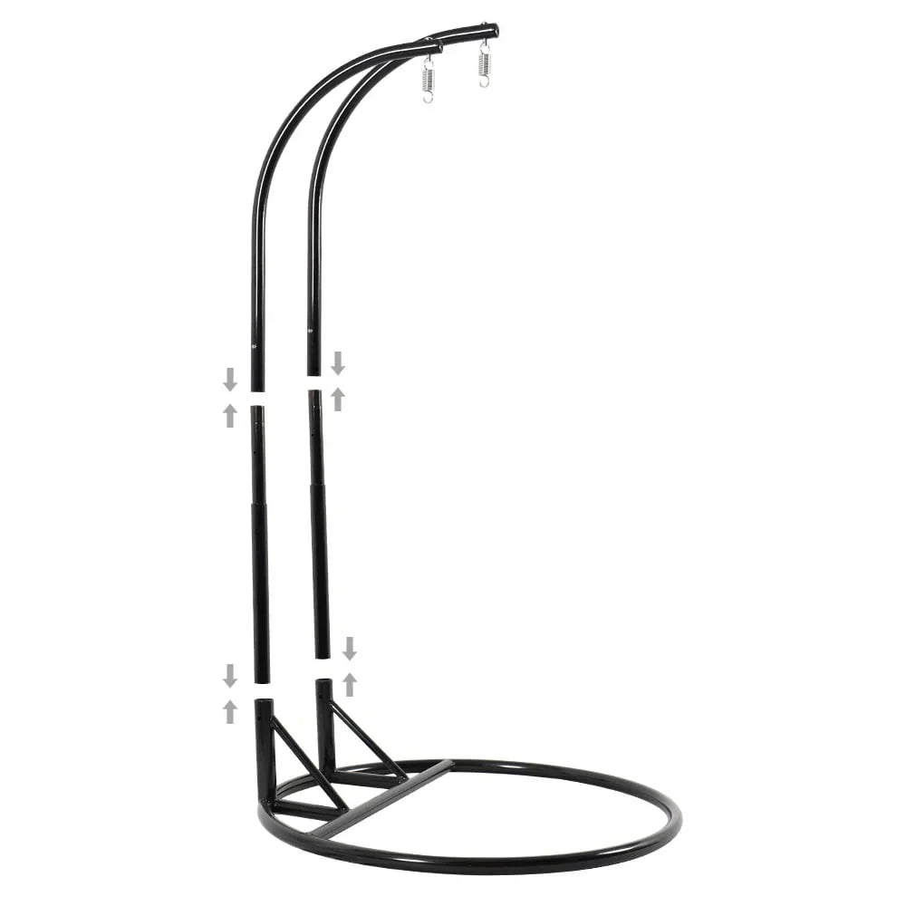 LeisureMod 2-Person Hängesessel mit Ständer – Outdoor/Indoor Rattan Korbsessel Garten-Schaukelhängematte mit Kissen