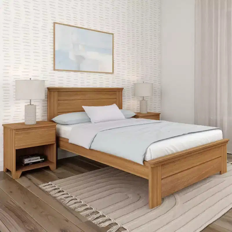 Plank+Beam Farmhouse Vollholz-Bettgestell mit Kopfteil, Massivholz-Plattformbett