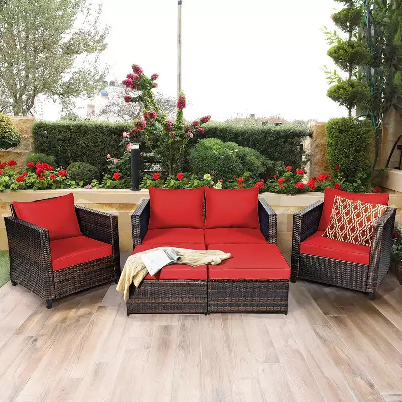 Costway 5-teiliges Terrassenmöbel-Set aus Rattan, Loveseat Sofa, Ottomane, gepolstert, Rot/Weiß