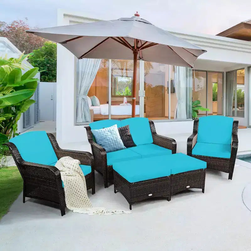 Costway 5-teiliges Terrassenmöbelset aus Rattan, Sofa, Ottomane mit rot/weißem Kissen