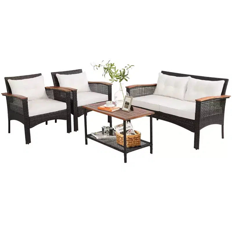 Costway 4-teiliges Terrassenmöbel-Set aus Rattan und Akazienholz mit Auflagen, Sofa und Armlehnen für die Terrasse