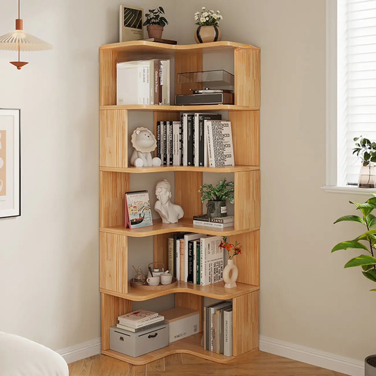 L-förmiges offenes Bücherregal aus Holz mit Naturfinish