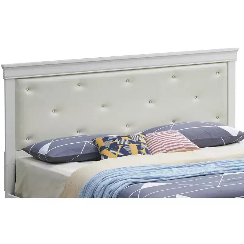 Passion Furniture Lorana und Queen Panelbetten