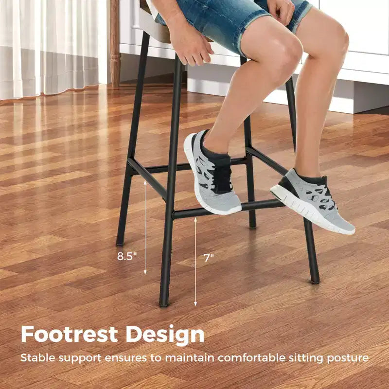 Costway 2er/4er-Set 62 cm niedriger Barhocker, Industrie-Design, Thekenhöhe