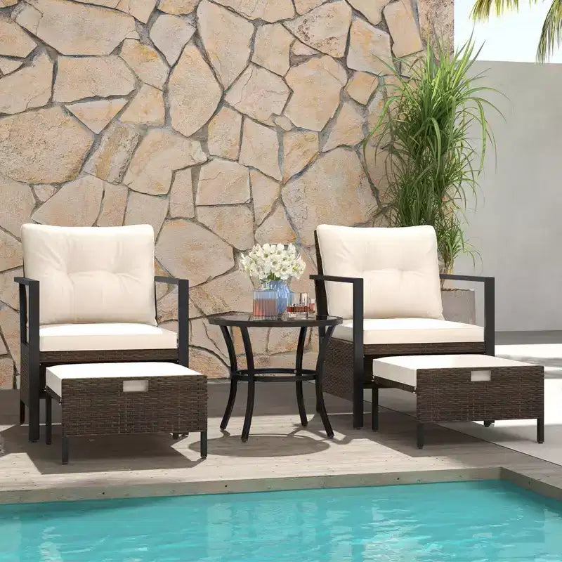 Costway 5-teiliges Outdoor-Möbelset Rattanstühle und Ottomane mit Couchtisch aus Glasplatte Off-White/Schwarz/Marineblau/Grau