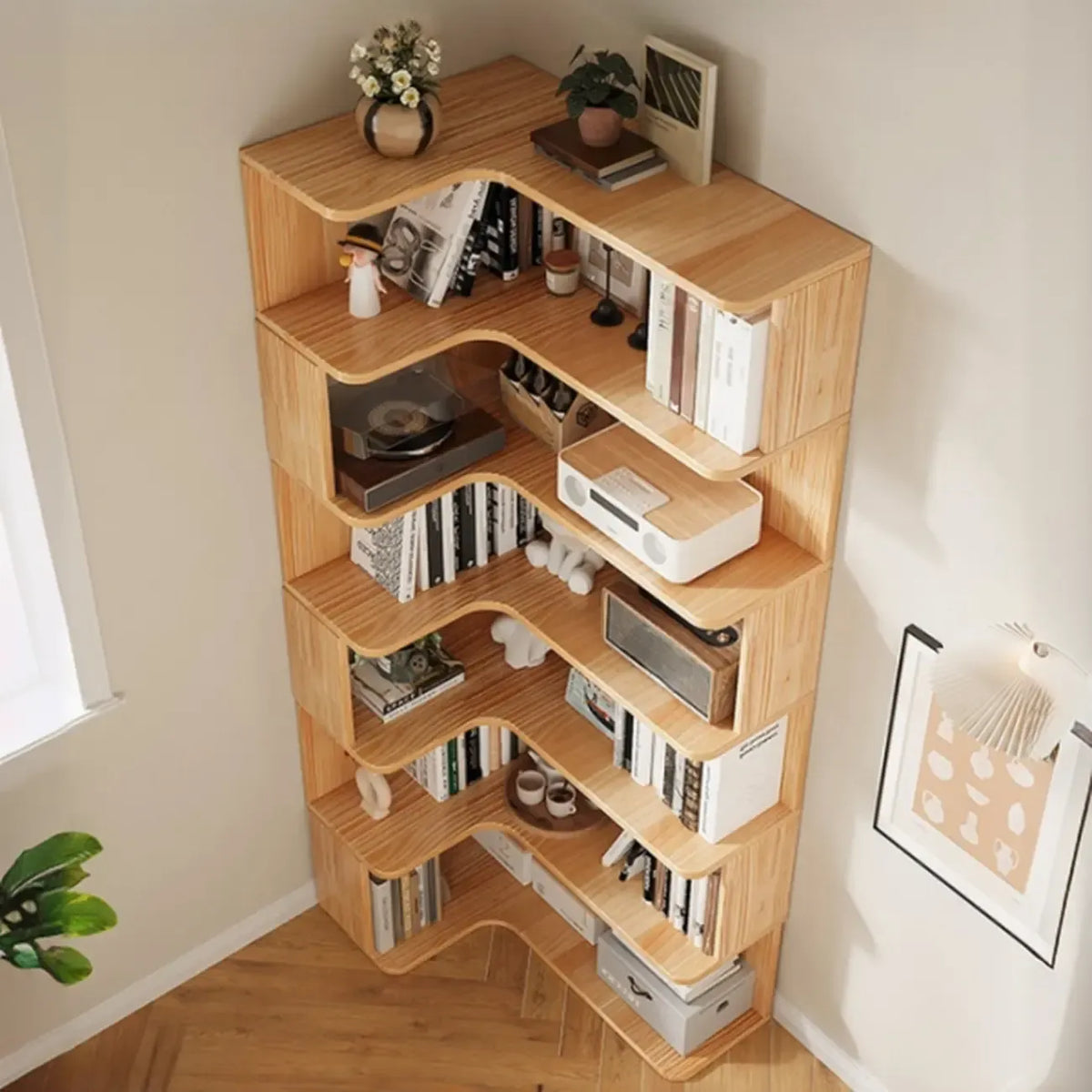 L-förmiges offenes Bücherregal aus Holz mit Naturfinish