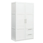 Weißer Kleiderschrank mit Türen, Schubladen und Kleiderstange