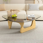 Dreieckiger Couchtisch aus Holz mit Glasplatte