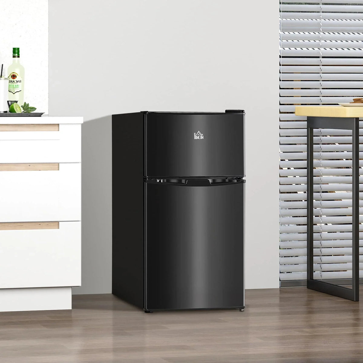HOMCOM Doppel-Mini-Kühlschrank mit Gefrierfach, 90 L Kompaktkühlschrank mit verstellbarem Regal, einstellbares Thermostat