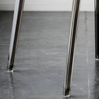 Bernsteinfarbener, armloser Esszimmerstuhl mit niedriger Rückenlehne aus Acryl